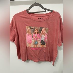 Mean Girls Large Pink Top. 🌸💞